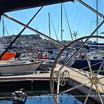 Yacht Pipit