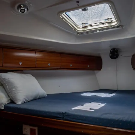 Yacht Pipit Tekne *