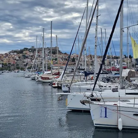 Yacht Pipit - Unique & Sail At Marina Of *