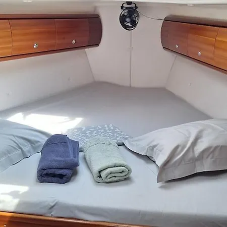 Yacht Pipit - Unique In Marina Of Πλωτό κατάλυμα