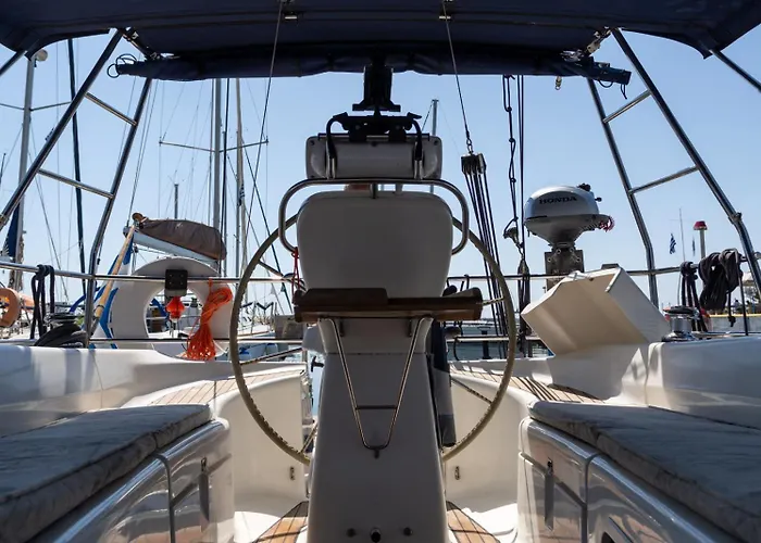 Hotel na wodzie Yacht Pipit